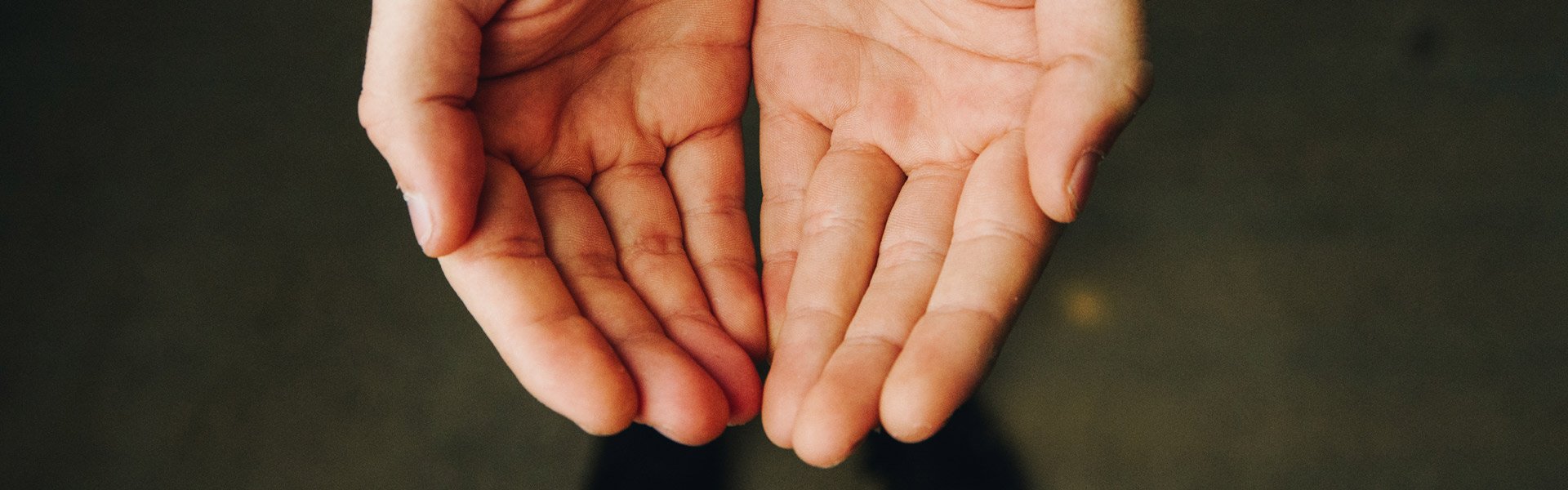Spenden (c) Andrew Moca@Unsplash.com